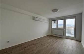 Eladó Budapest III. kerületi panel lakás hirdetés (29377554)