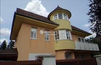 Eladó Budapest III. kerületi családi ház hirdetés (84753699)