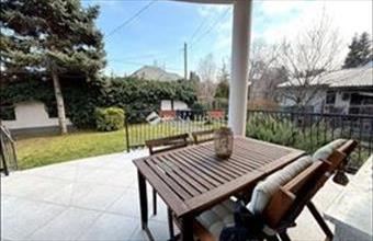 Eladó Budapest III. kerületi családi ház hirdetés (47313337)