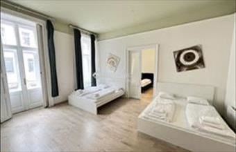 Eladó Budapest VI. kerületi tégla lakás hirdetés (27733442)