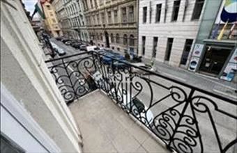 Eladó Budapest VI. kerületi tégla lakás hirdetés (75293458)