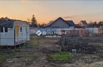 Eladó Szegedi lakóövezeti telek hirdetés (33437637)