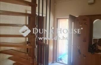 Eladó Vecsési családi ház hirdetés (44774248)