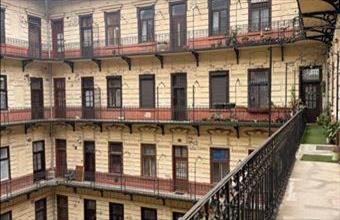 Eladó Budapest VIII. kerületi egyéb lakás hirdetés (92223379)