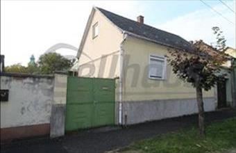 Eladó Celldömölki családi ház hirdetés (99939954)