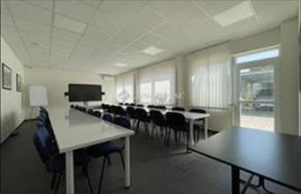 Kiadó Vecsési irodaház hirdetés (74343933)