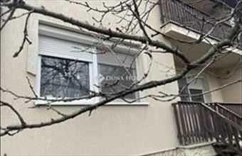 Eladó Kecskeméti ikerház hirdetés (17313378)