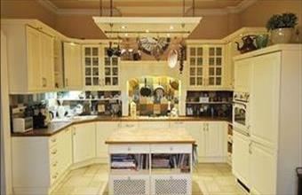 Eladó Kecskeméti családi ház hirdetés (57874423)