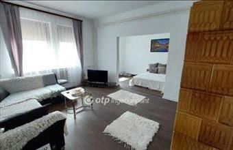 Eladó Csongrádi családi ház hirdetés (72729536)