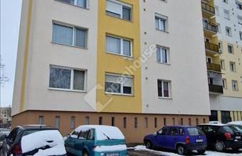 Eladó Győri panel lakás hirdetés (88425464)