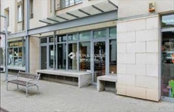 Eladó Debreceni üzlethelyiség utcafronton hirdetés (76426452)