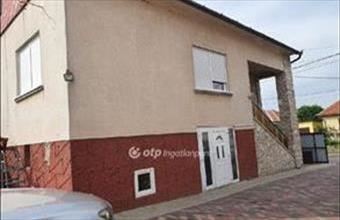 Eladó Tóalmási családi ház hirdetés (77887756)
