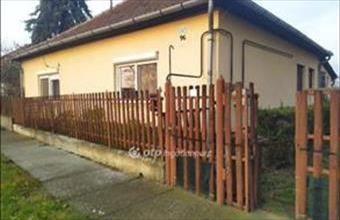 Eladó Jászfényszarui családi ház hirdetés (49339959)