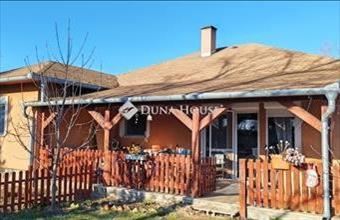 Eladó Ráckevei családi ház hirdetés (94527144)