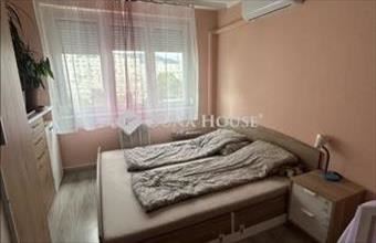 Eladó Budapest III. kerületi panel lakás hirdetés (38351758)