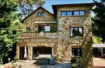 Eladó Budapest II. kerületi családi ház hirdetés (44795498)