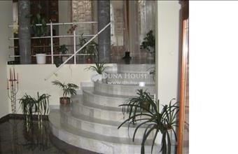 Eladó Budapest II. kerületi családi ház hirdetés (47663745)