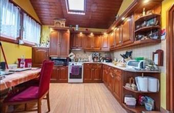 Eladó Budakeszi családi ház hirdetés (53935614)