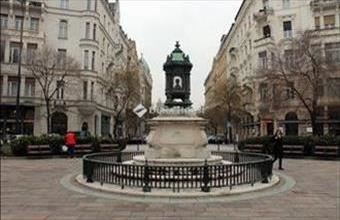 Eladó Budapest V. kerületi tégla lakás hirdetés (53372973)