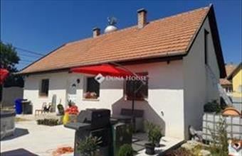 Eladó Tápiósági családi ház hirdetés (92973392)