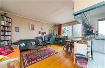 Eladó Budapest III. kerületi csúsztatott zsalus lakás hirdetés (24476937)