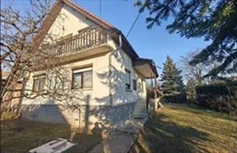 Eladó Péceli családi ház hirdetés (72125779)