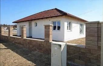 Eladó Vácrátóti családi ház hirdetés (76534789)