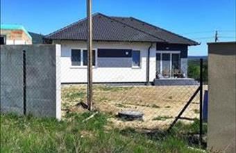 Eladó Váci családi ház hirdetés (44563774)