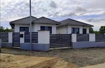 Eladó Őrbottyáni családi ház hirdetés (76633763)