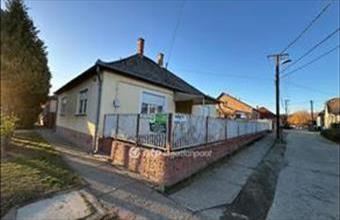 Eladó Kalocsai családi ház hirdetés (72346968)