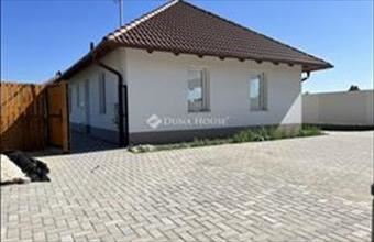 Eladó Tahitótfalui házrész hirdetés (49458775)