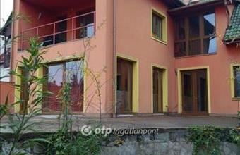 Eladó Egeri tégla lakás hirdetés (55649795)