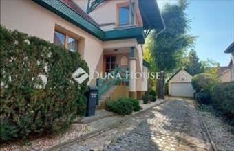 Eladó Szolnoki családi ház hirdetés (17799792)