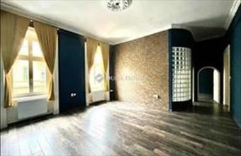 Eladó Budapest VI. kerületi tégla lakás hirdetés (49538334)