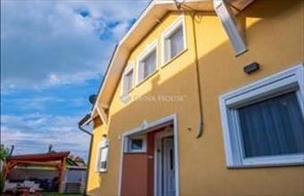 Eladó Balatonkeresztúri családi ház hirdetés (45292452)