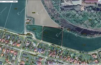 Eladó Deszki lakóövezeti telek hirdetés (44454444)