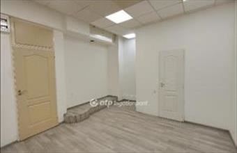 Kiadó Budapest V. kerületi üzlethelyiség udvarban hirdetés (44338694)