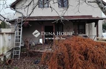 Eladó Budapest XV. kerületi családi ház hirdetés (83581774)