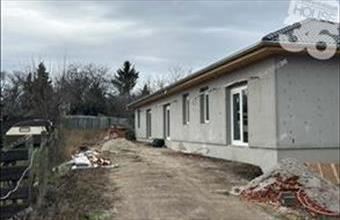 Eladó Kecskeméti sorház hirdetés (26592633)