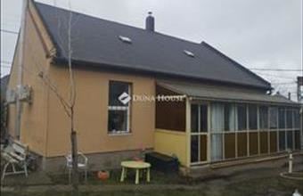 Eladó Székesfehérvári családi ház hirdetés (99527933)