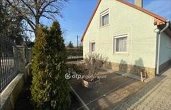 Eladó Kecskeméti családi ház hirdetés (35797394)