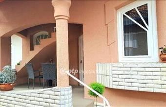 Eladó Gyulai ikerház hirdetés (35594235)