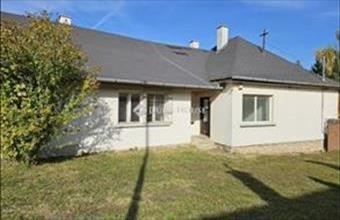 Eladó Bakonyszentlászlói családi ház hirdetés (39464783)