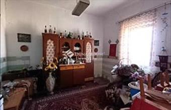 Eladó Bakonyszombathelyi családi ház hirdetés (28438429)