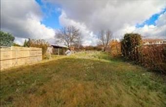 Eladó Győrújbaráti lakóövezeti telek hirdetés (45567473)