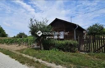 Eladó Bársonyosi lakóövezeti telek hirdetés (67199773)