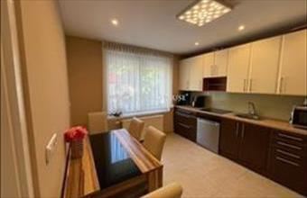 Eladó Pécsi családi ház hirdetés (94233392)