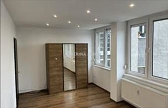 Eladó Budapest II. kerületi csúsztatott zsalus lakás hirdetés (53793564)