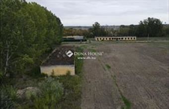 Eladó Kalocsai fejlesztési lakóterület hirdetés (48949629)