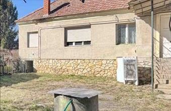 Eladó Pápai családi ház hirdetés (83639924)